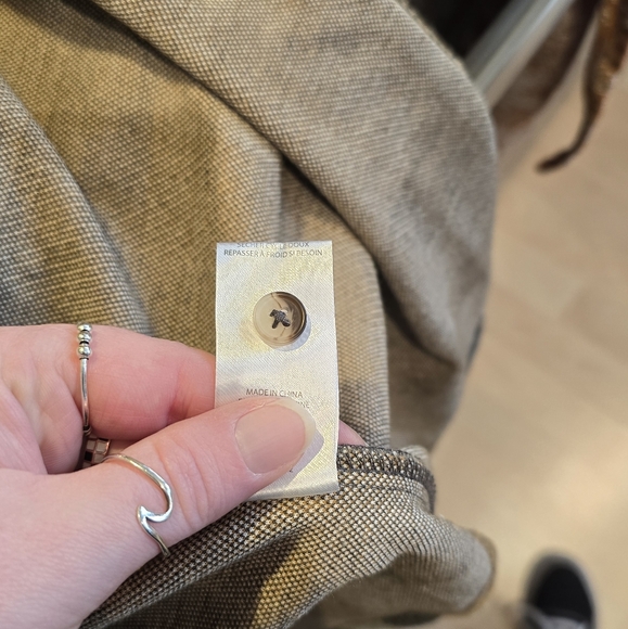 beach lunch lounge Button Down - Picture 8 of 8